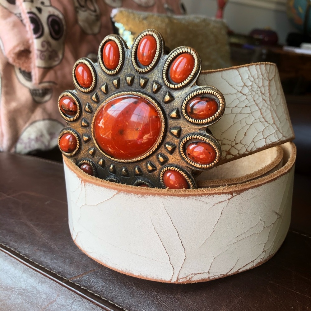 Y2K Western inspired white leather belt